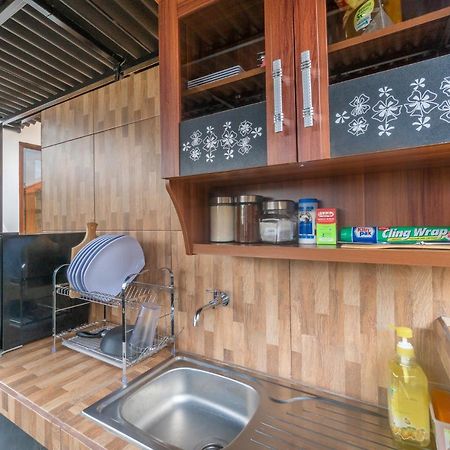 Wooden Puri Guesthouse ウルワツ エクステリア 写真