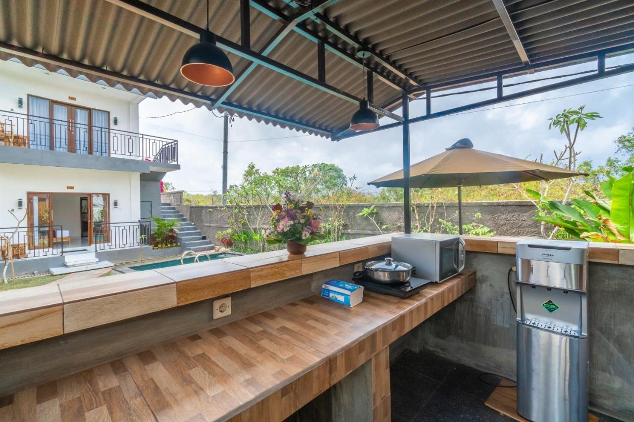 Wooden Puri Guesthouse ウルワツ エクステリア 写真