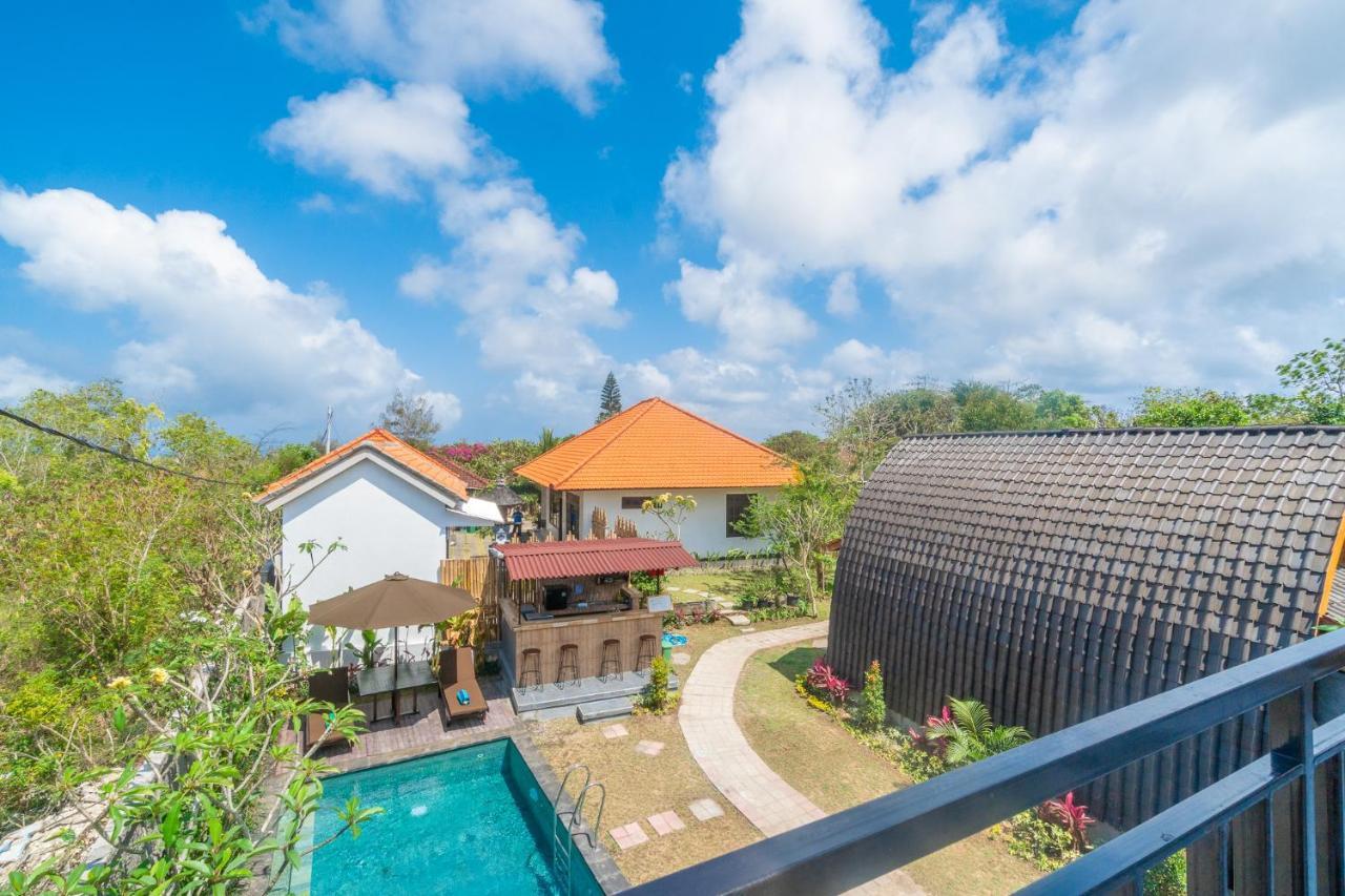 Wooden Puri Guesthouse ウルワツ エクステリア 写真